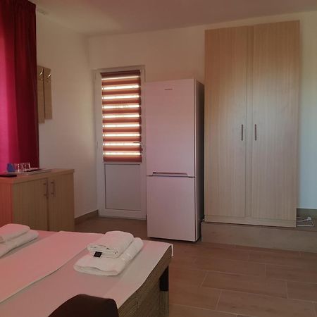Evana House Костинешти Экстерьер фото