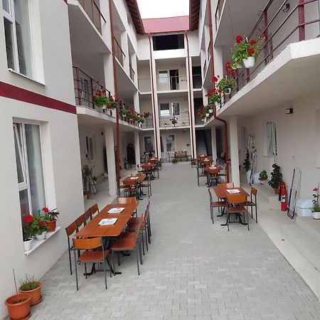 Evana House Костинешти Экстерьер фото