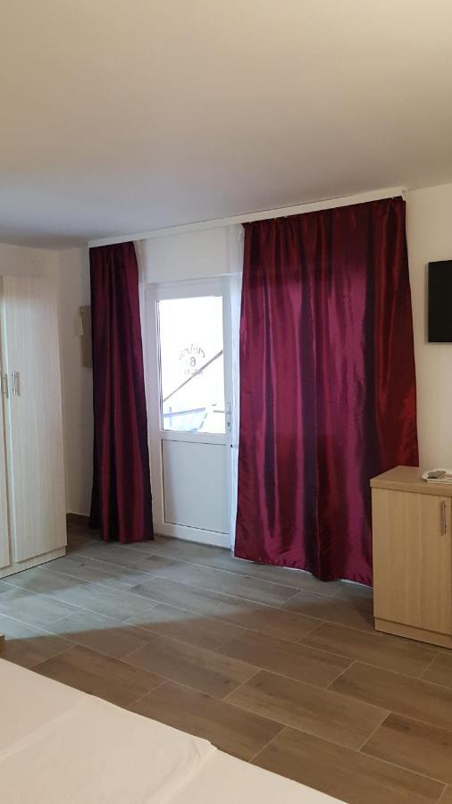 Evana House Костинешти Экстерьер фото