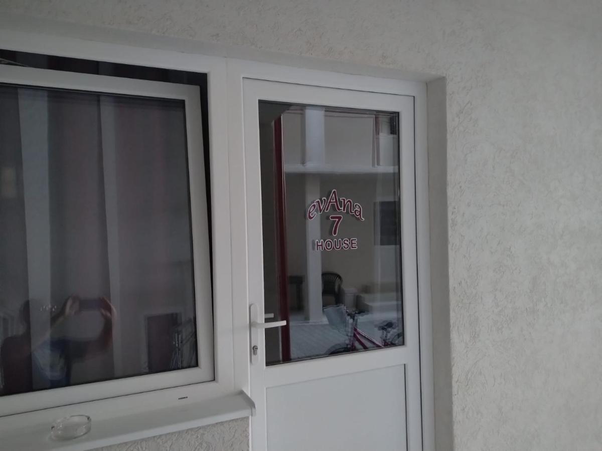 Evana House Костинешти Экстерьер фото