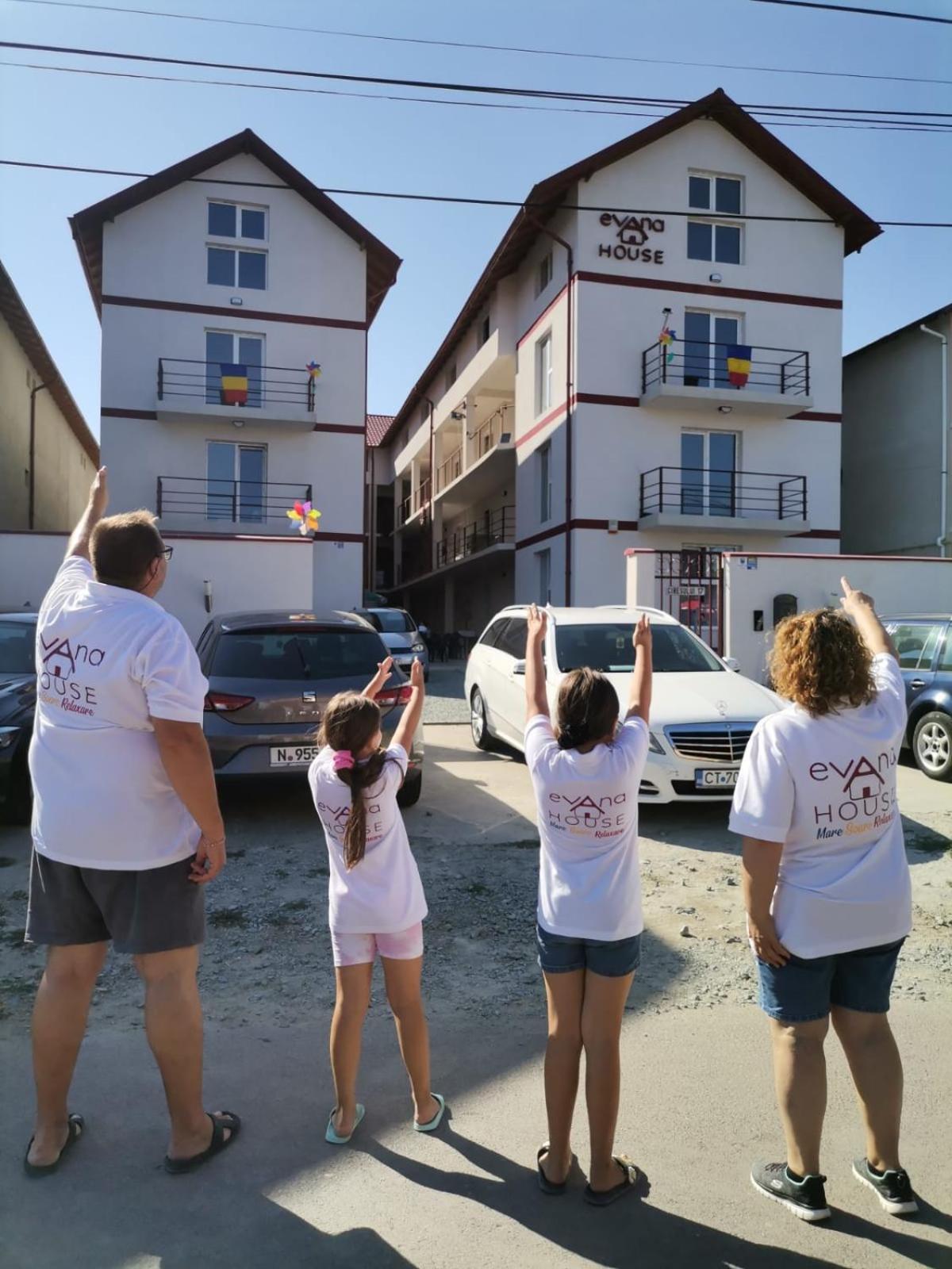 Evana House Костинешти Экстерьер фото